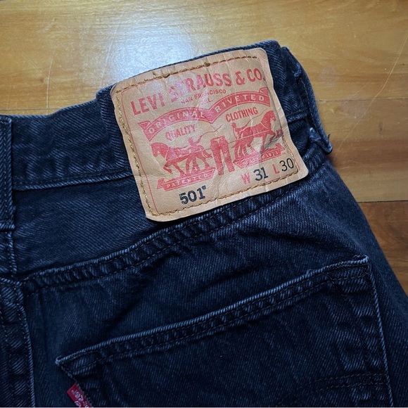Levi’s 501 Black Straight Jeans Size 31x30 - Picture 5 of 5